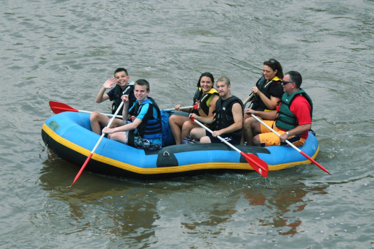 familyraftinglehighdelawareriver Twin Rivers Tubing
